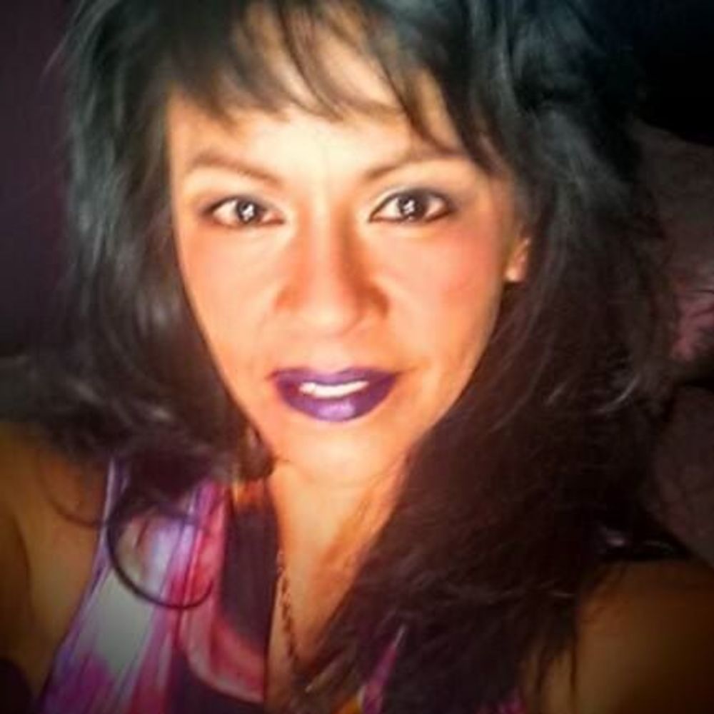 Meet your Posher, Angelita